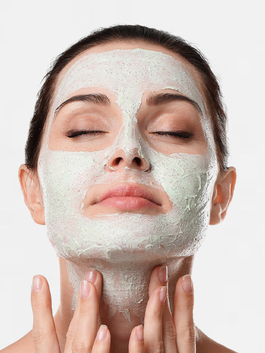 Golden Pearl Pakistan Apple  Glow  Facial  Scrub